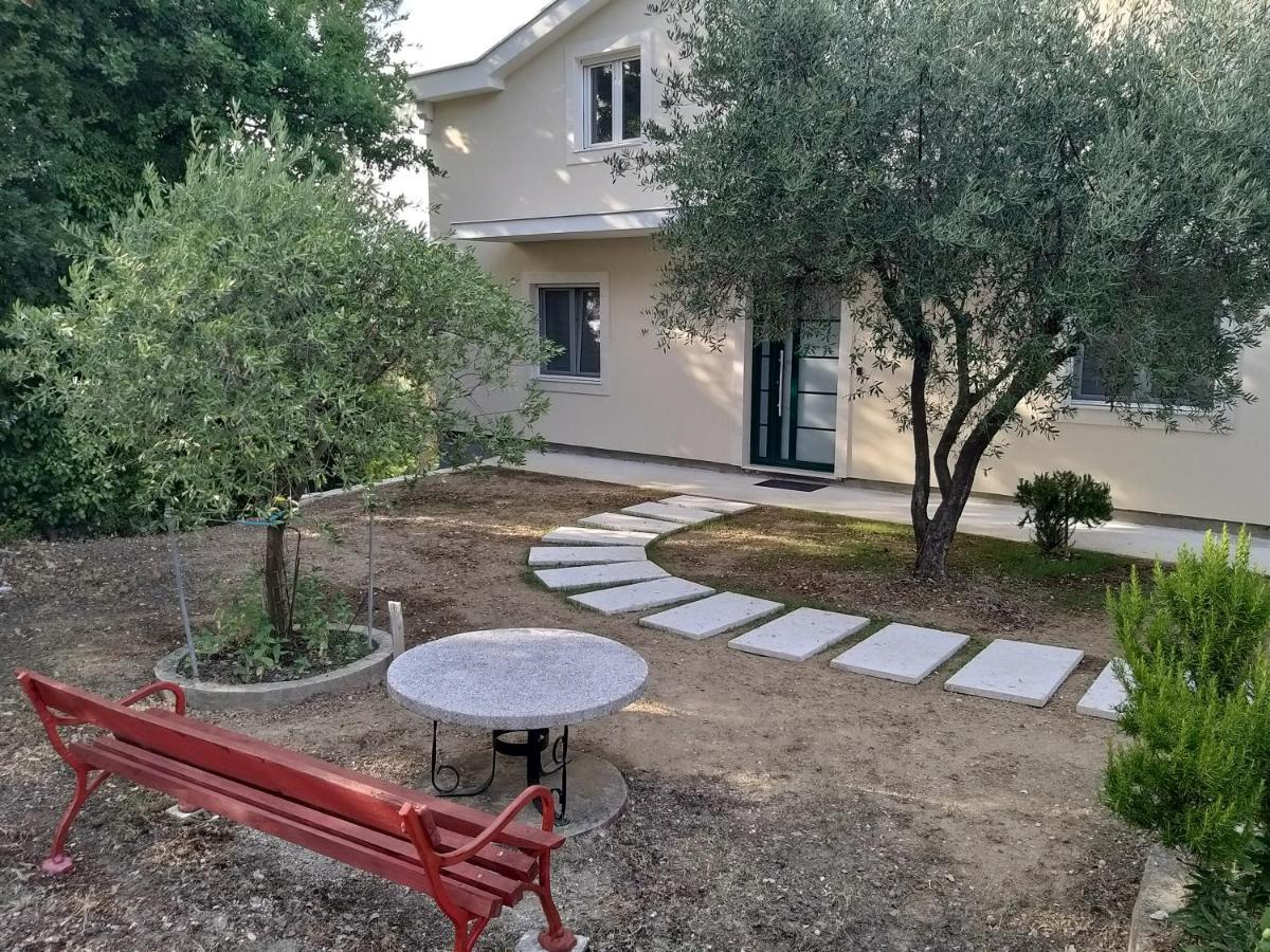 Apartament Petivat Gardens Zewnętrze zdjęcie