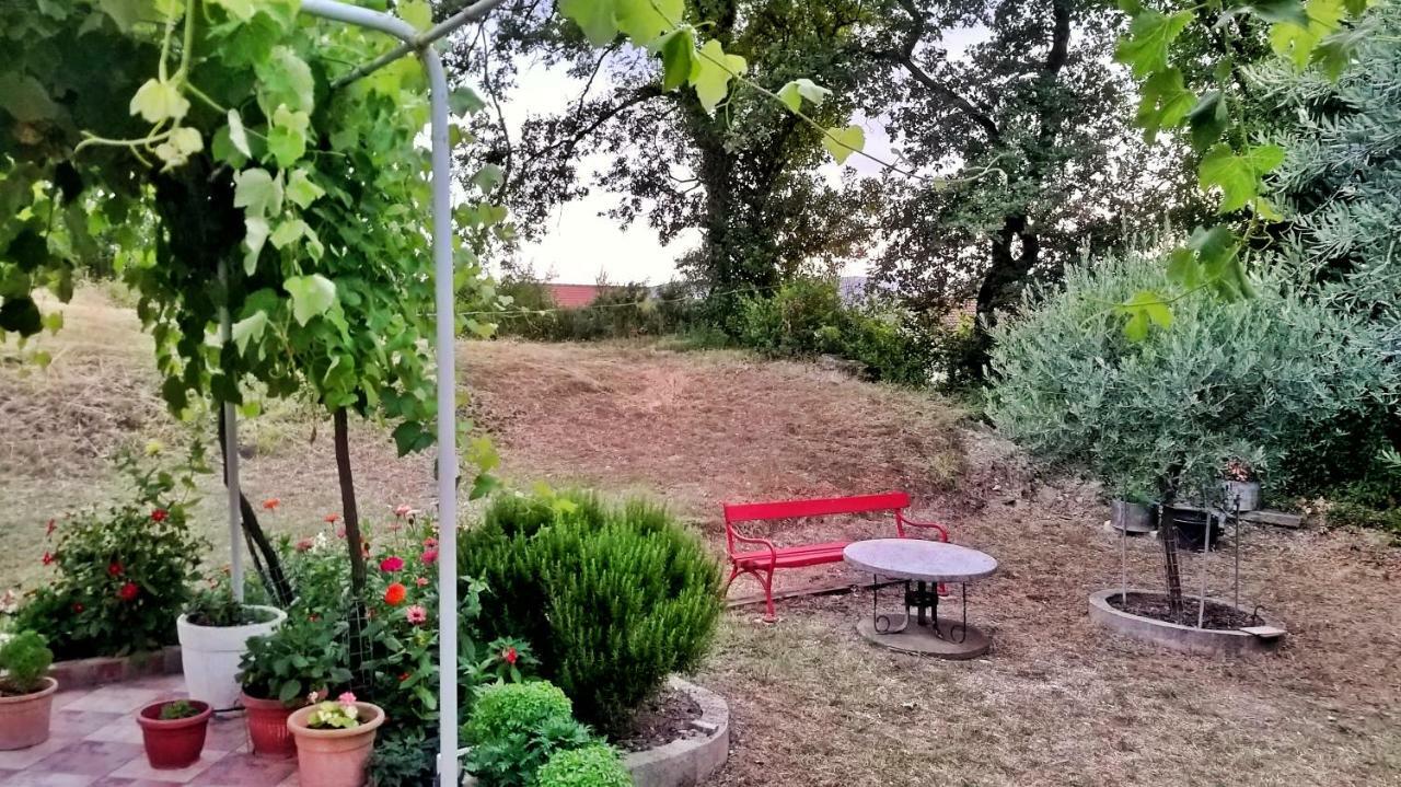 Apartament Petivat Gardens Zewnętrze zdjęcie